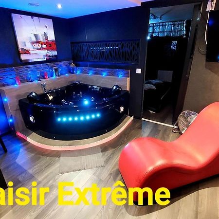 Plaisir Extreme Lejlighed Roanne Eksteriør billede